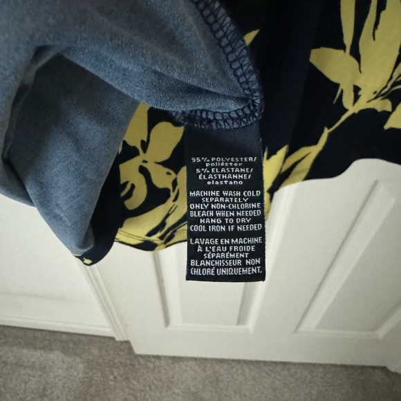 American Living Women's Navy and Yellow Sleeveless Dress (Size 6) - Picture 7 of 8